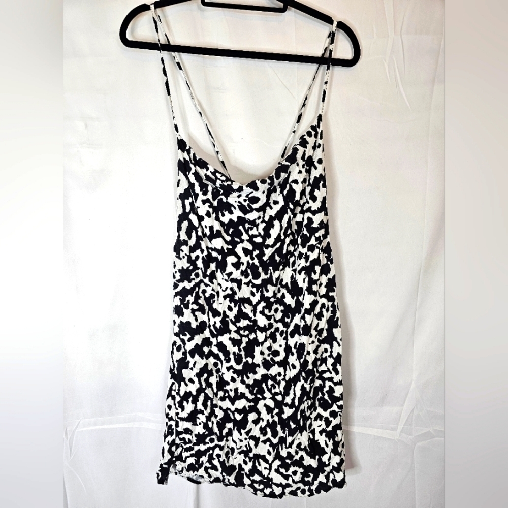 MAAJI spot Isadora dress size Large black & white mini dress NWOT - Picture 3 of 8